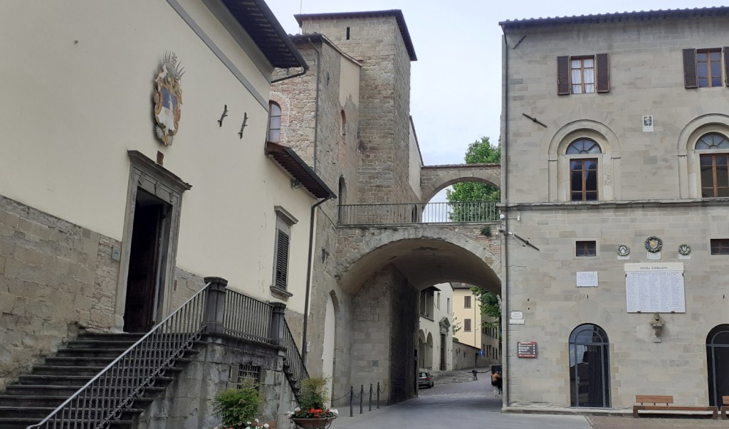 sansepolcro via matteotti arco pesa